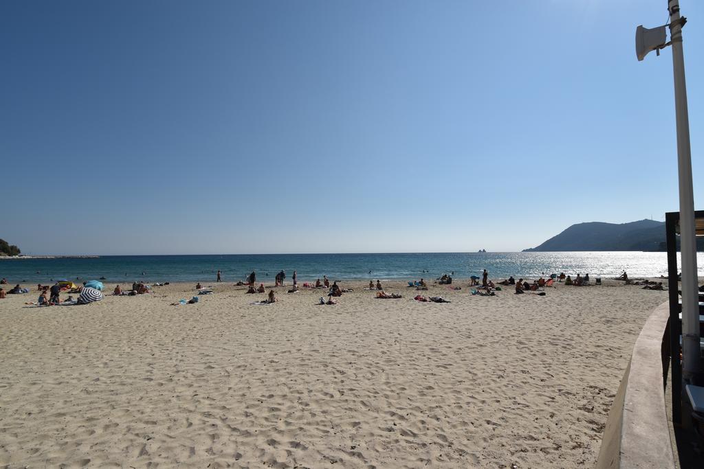 Le Provence Plage Ла-Сейн-сюр-Мер Екстер'єр фото